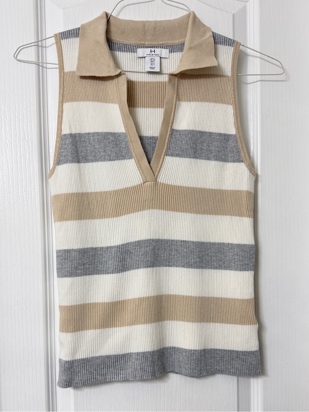 Halston sleeveless ribbed knit polo tank top horizontal stripped tan gray Size S